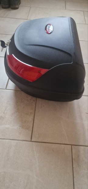 Htso doboz nagymotorra 