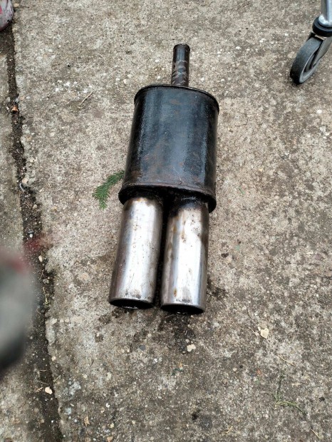 Hts kipufog dob dupla kopnyal