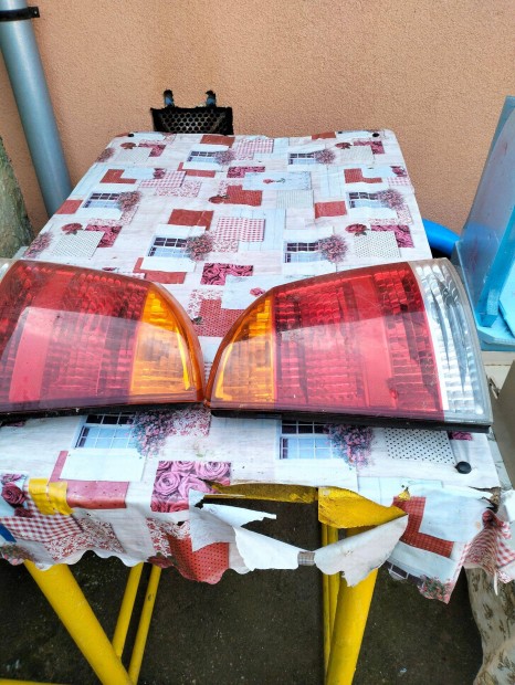 H�ts� l�mpa p�rban