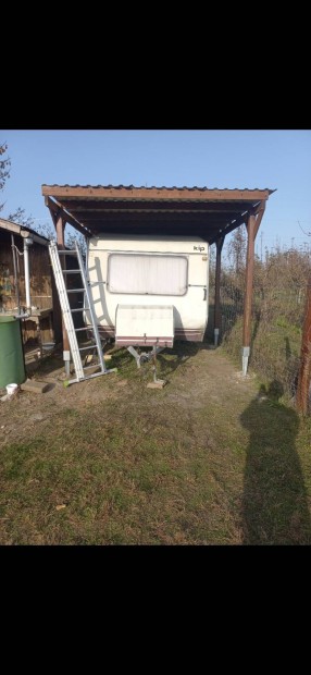 Hatvani sz�l�hegyen telek,gy�m�lcs�s elad�!