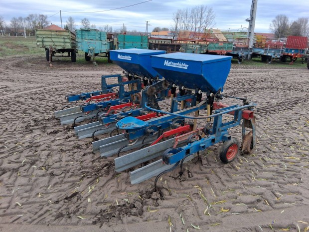 Hatzenbichler 4 soros kultivtor sorkzmvel mtrgya adagolval korm