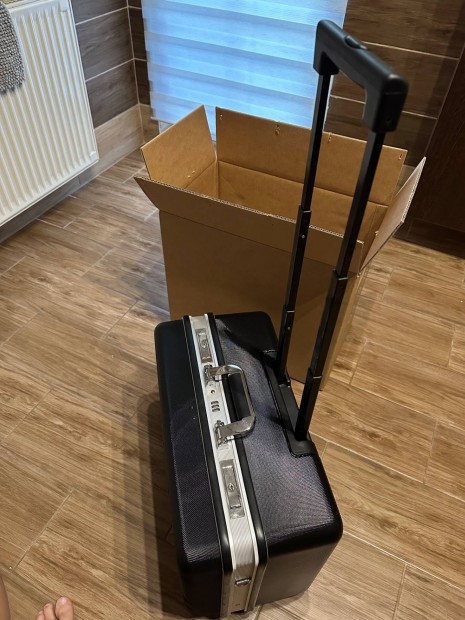 Haupa 220254 Elelktormos szerszámostáska Master Mobil 1000V