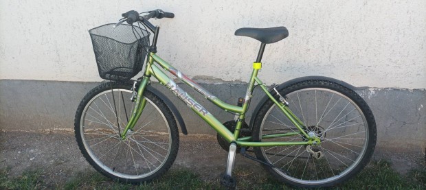 Hauser 26-os MTB elad.