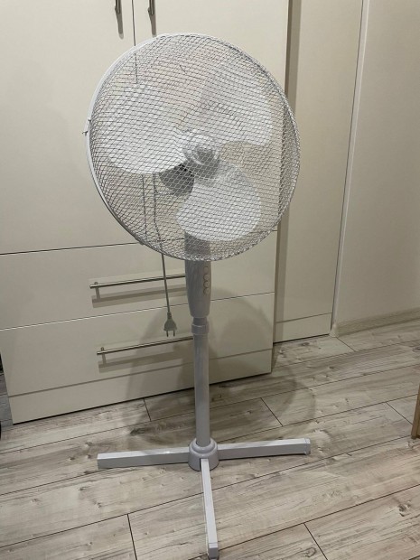 Hausmeister HM8403D álló ventilátor