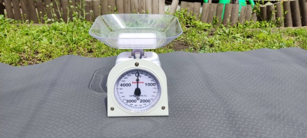 Hausmeister HM 4406 Mechanikus Konyhai Mérleg 5 KG Fehér