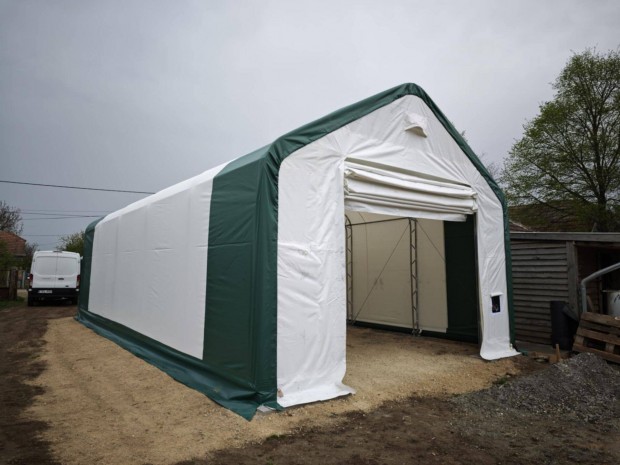 Ház alakú raktársátor 9,15m x 18,3m x 6,1m 900gr (167nm alapterület)