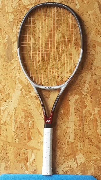 Head yonex teniszt