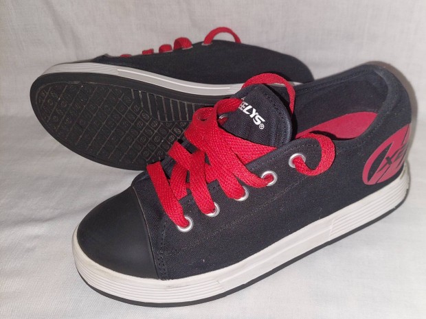 Heelys guruls cip 34-es