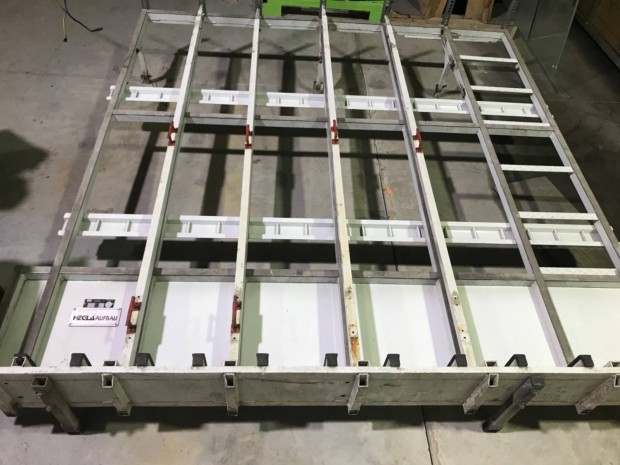 Hegla alu üveges állv pálcával 500kg teherbírású 3,5tdobozos kocsikra