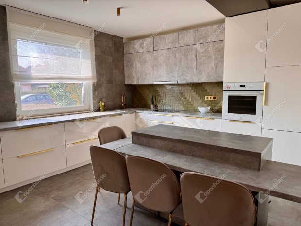 Hegyk�i 89 nm-es h�z elad�