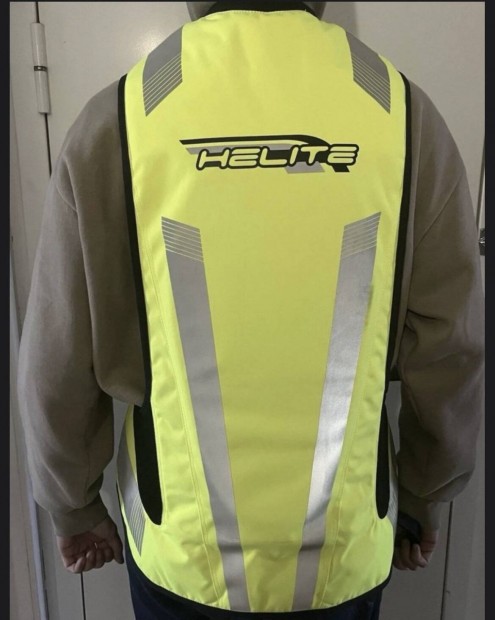 Helite turtle 2 j L mret motoros lgzsk mellny