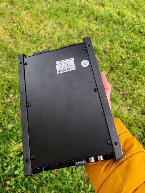 Helix M Four aut�s er�s�t� elad� 