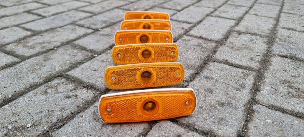 Hella TP8/Ggvs/B.2 szlessgjelz helyzet lmpa helyzetjelz +foglalat