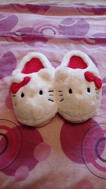 Hello Kitty papucs ( mamusz )