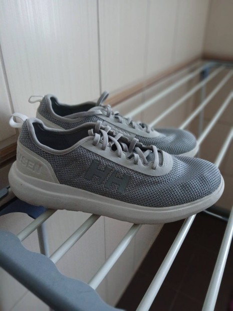 Helly Hansen 44.5 ferfi cipő