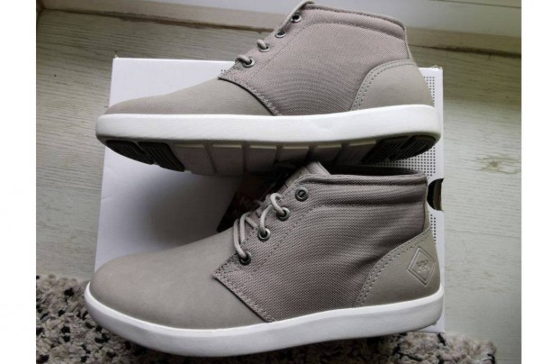 Helly Hansen Landon Chukka frfi 42.5-es br bakancs.