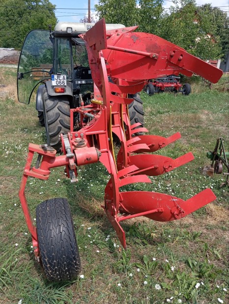 Helti Titan Eke 