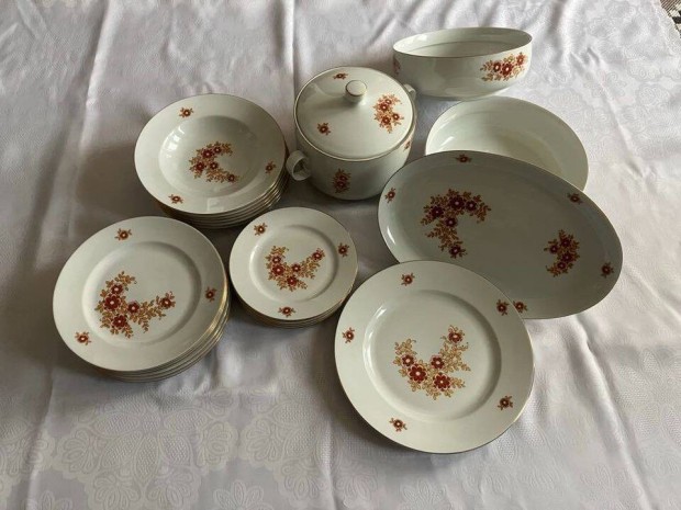 Henneberg 24 db-os porceln tkszlet hibtlan llapotban elad