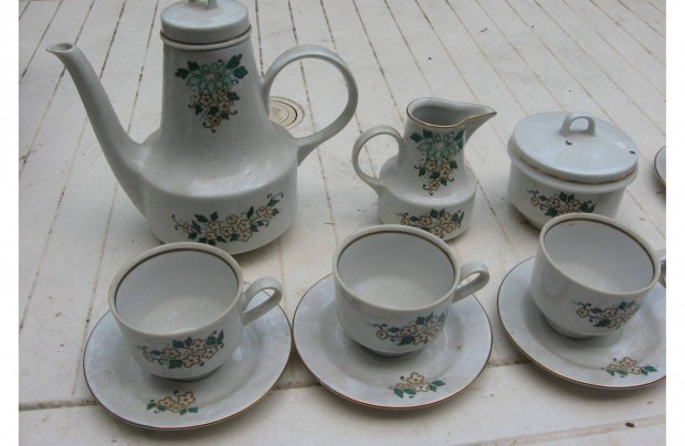 Henneberg 6 személyes virágos Német Porcelán Teás Kávés készlet hibátl