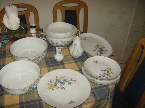 Henneberg porceln tkszlet 27 rszes