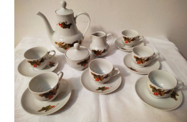 Henneberg porcelán kávés készlet ribizli mintával
