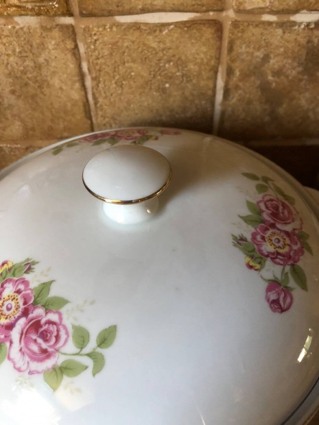 Hennerberg porcelán étkészlet