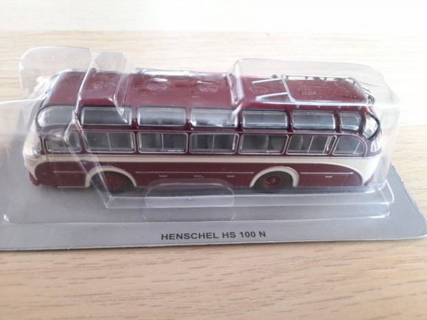 Henschel HS 100 N 1:72 Modell (Bontatlan)