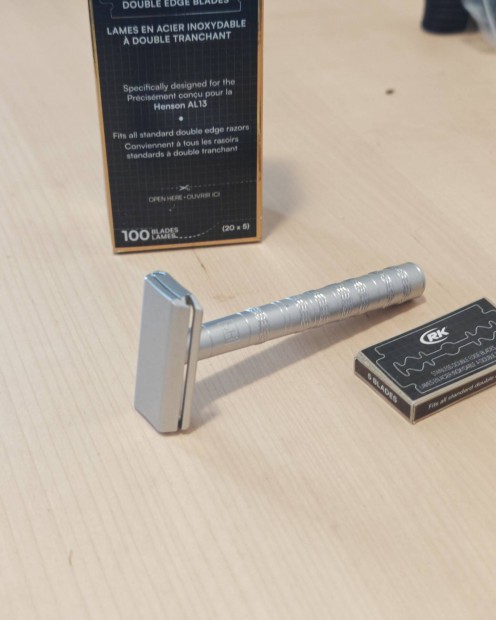 Henson Shaving borotva