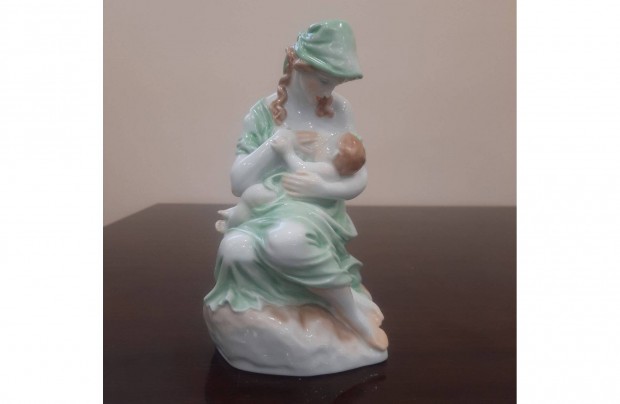 Herendi Anyasg, Szoptat Anya gyermekvel porceln figura elad!