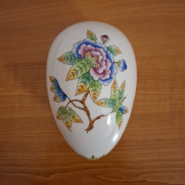 Herendi Viktória tojás porcelán bonbonier