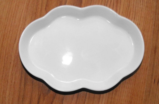 Herendi fehr porcelntlka 13.6 X 9.5 cm