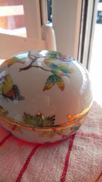 Herendi porceln Viktoria mints bonbonier