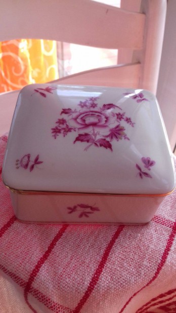 Herendi porceln kszertart pink rzsa minta