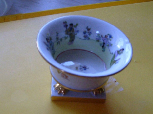 Herendi porceln tlka, srlt 7 x 5 cm, meg van ragasztva