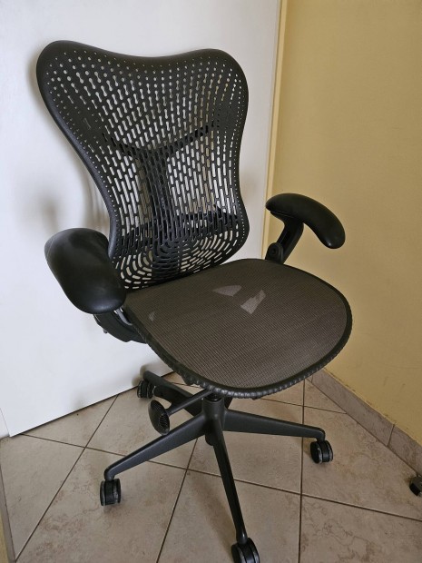 Herman Miller Mira ergonomikus irodai szk