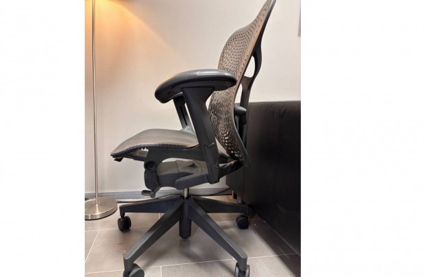 Herman Miller Mirra 2 irodai szk