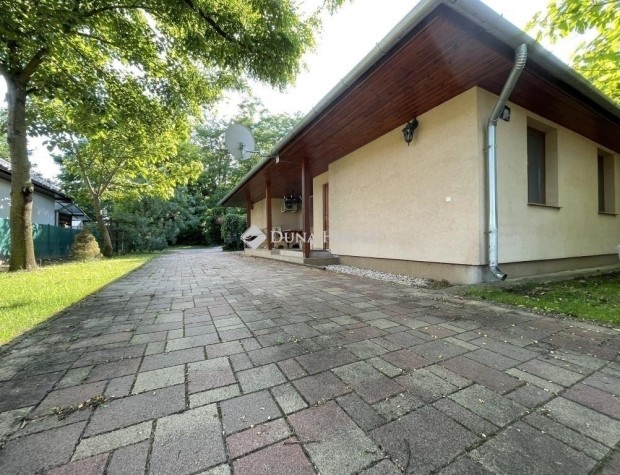 Hern�di 160 nm-es h�z elad�