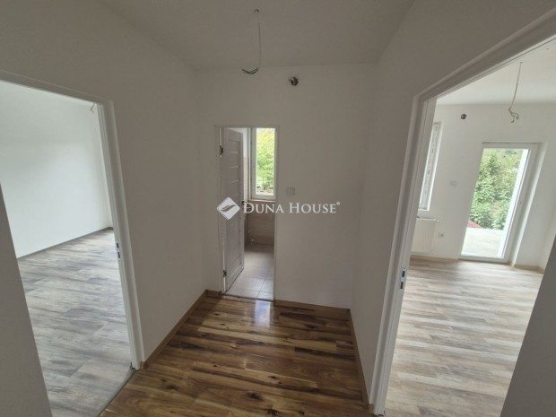 Hern�di elad� 150 nm-es h�z