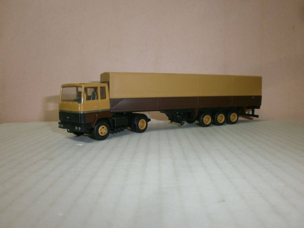 Herpa - Ford - slepper kamion - 1:87 - ( H-12)