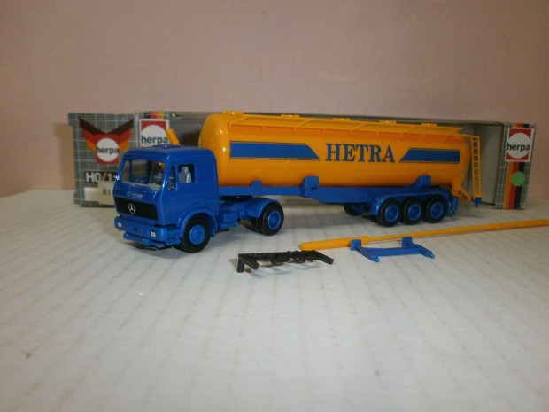 Herpa - Mercedes - tartly kamion - 1:87 - ( H-48)