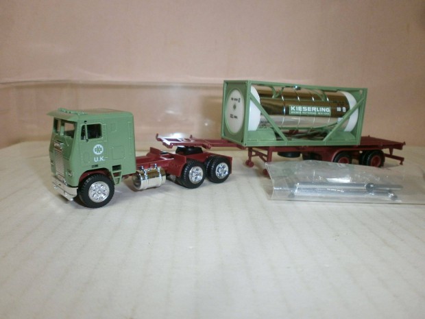 Herpa - USA - slepper kamion - 1:87 - ( H-24)