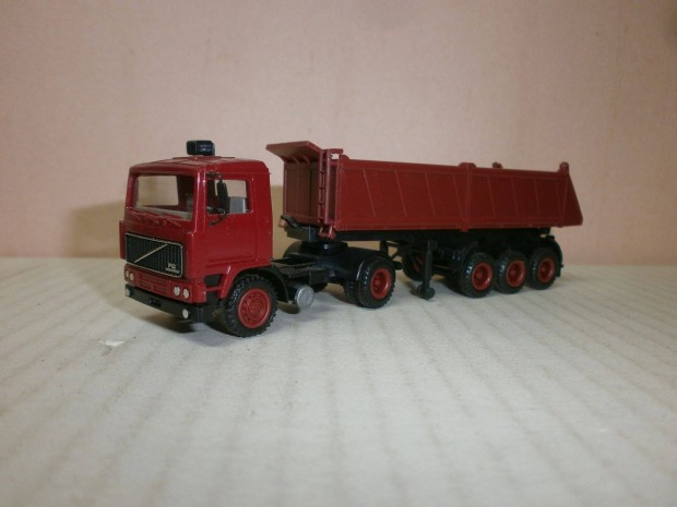 Herpa - Volvo - nehz kipper kamion - 1:87 - ( H-30)