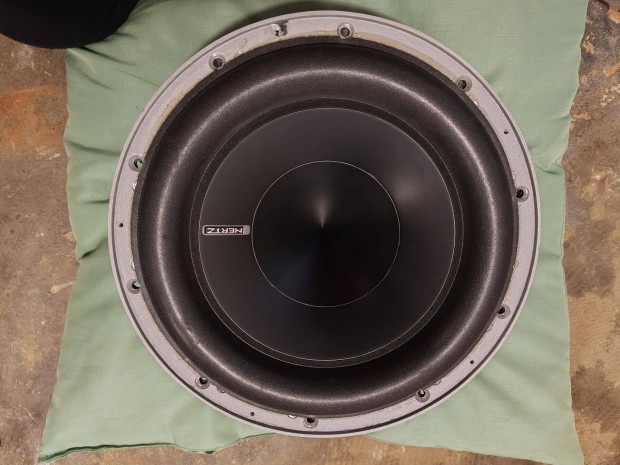 Hertz HX250 mélynyomó subwoofer eladó