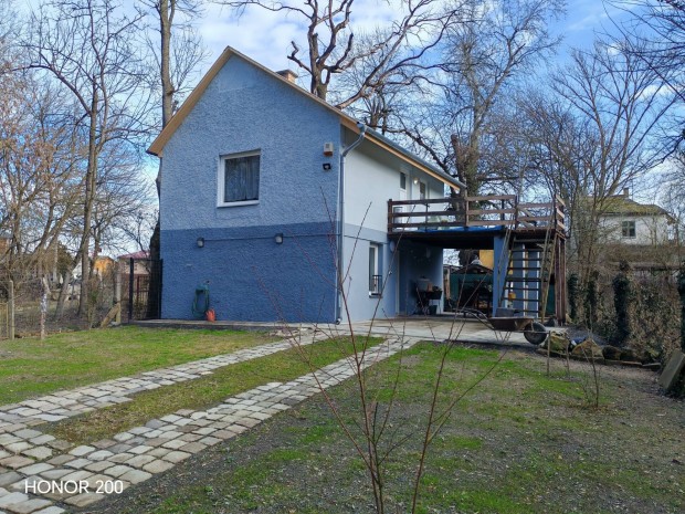 H�tv�gi h�z,nyaral�