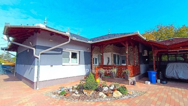 Hevesi elad� 105 nm-es h�z