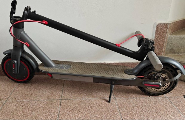 Hibs Aovopro Es80 elektromos roller