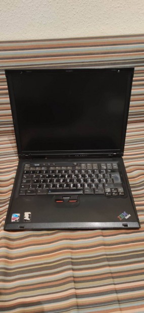 Hibs IBM R50E thinkpad laptop notebook alkatrsznek