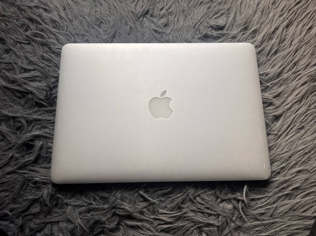 Hibs Macbook Air A1466 2015 - GLS hzhoz