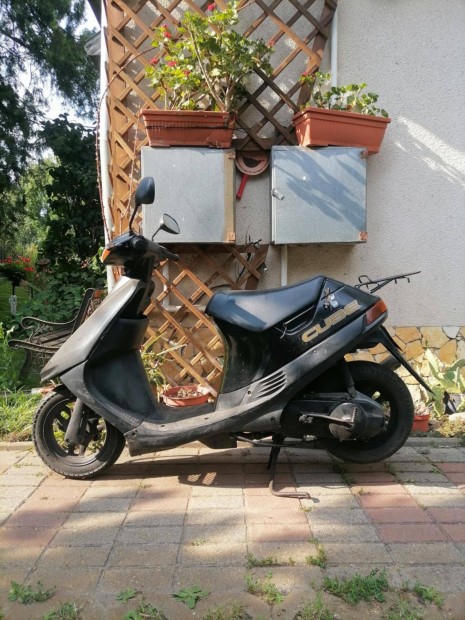 Hibs Suzuki Cube Robog