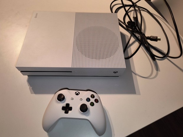 Hibs Xbox One S 500gb + tpegysg